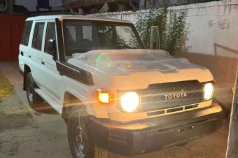 TOYOTA LAND CRUISER LX 5 PORTIRE SANS PLAQUE ANNES DES FABRICATION 2024  PRIX 70.000  discuter  MANUELS DIESELS 00.0KILOMETRES CLIMATISATION IMPECCABLES6 CYLINDRES LO