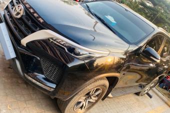 FORTUNER  ANNE 2017 MODIFIER 2023 PLAQUE BR VOLANT NORMAL  3 BANQUETTES  CLIMATISATION  KILOMTRAGE FAIBLE  JANTES  CHROMES  PR