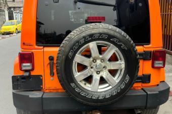 Jeep Wrangler  Sans plaque  Version  unlimited Sahara 4wD  Type carrosserie  vu Couleur intrieure orange dorigine  Anne 2017 Sans plaque Localisation kV