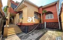 VENTE: PARCELLE DE 300m² AVEC BÂTISSE R+1 DE 4 CHAMBRES ET BUREAU SUR KINSHASA- CITE MAMAN MOBUTU mediacongo