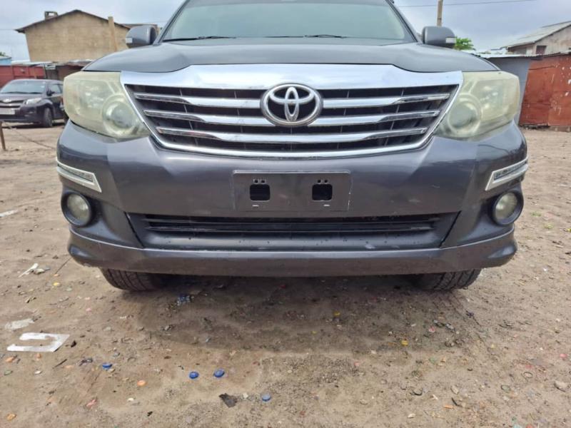 Toyota Fortuner 