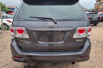 Toyota Fortuner 