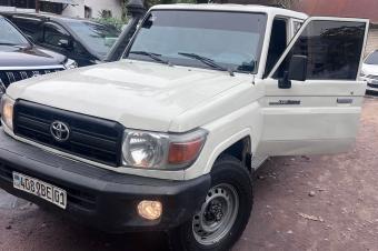 Toyota Land cruiser double cabine 