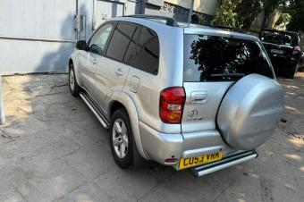 TOYOTA RAV4 A VENDRE  KINSHASA 