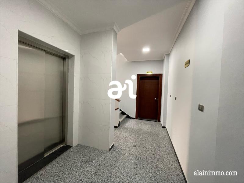 A VENTE  SUPERBE APPARTEMENT DE 2 CHAMBRES  KINSHASAGOMBE