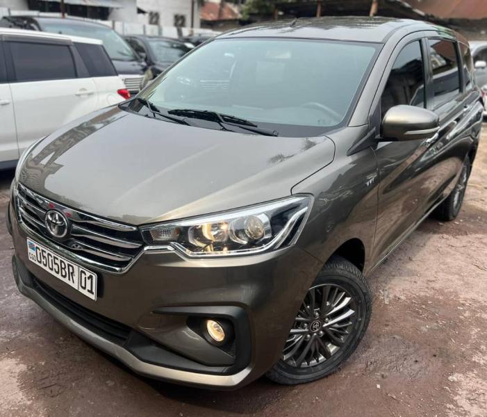 TOYOTA RUMION A VENDRE 