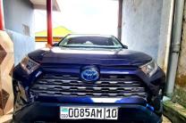 Toyota new Rav hybrid  automobile_motos_velos_engins_et_pieces