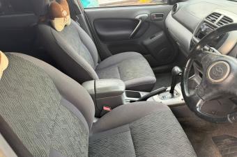 TOYOTA RAV4 INTERMDIAIRE SANS PLAQUE 