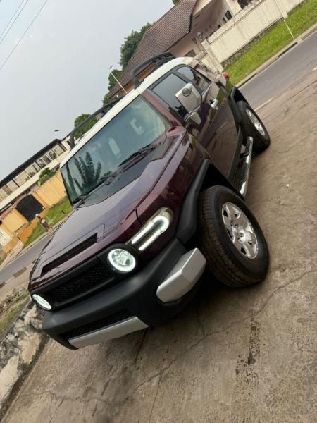 TOYOTA FJ CRUISER A VENDRE 