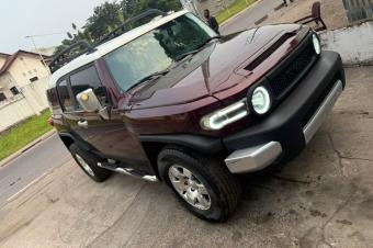 TOYOTA FJ CRUISER A VENDRE 