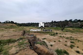 Terrain  vendre dans la commune de Ngaliema vers Tasok