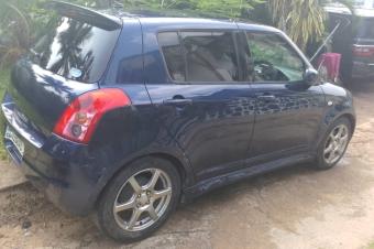 SWIFT NOUVEAU  VENDRE  KINSHASA 