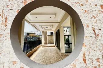 MAGNIFIQUE VILLA A VENDRE A KINSHASA 