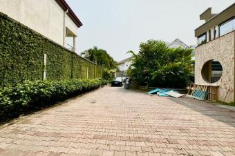 MAGNIFIQUE VILLA A VENDRE A KINSHASA 