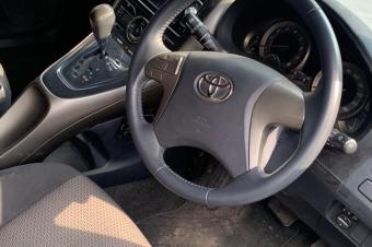 Toyota Blade 