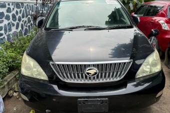 TOYOTA HARRIER SANS PLAQUE A VENDRE