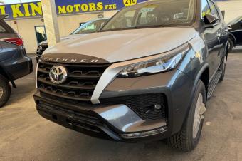 TOYOTA FORTUNER SANS PLAQUE 00km A VENDRE A KINSHASA 