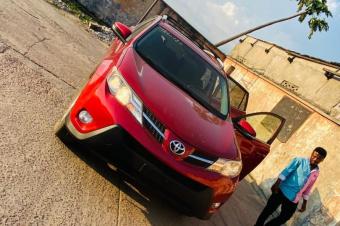 TOYOTA RAV4 NOUVEAU SANS PLAQUE A VENDRE 