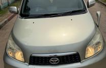*Toyota Rush*  Automatique  4 cylindres  Couleur d’origine  Mis en plaque 10 jours seulement  Climatisation impeccable  Prix *8.300* $ Offre direct mediacongo
