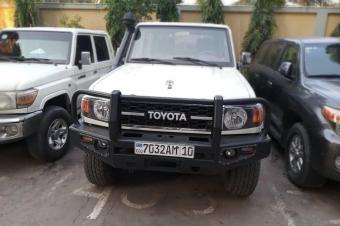 Toyota land cruiser  Couleur dorigine  Prix 48000  discuter  Anne de fabrication 2018 Climatisation impeccable  6 cylindres  Diesel  Localisation appel   Offre directe