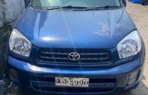 ???URGENT Toyota Rav 4 Intermédiaire Automatique Essence ⛽️ 4 cylindres Climatisé Couleur retoucher propre Radio androïde Plaque normal déjà disponible Prix :4.300$ On f mediacongo