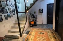 Location Villa meublée de 3 chambres 150 dollars par jour pour Court et long séjour à Gombe mediacongo