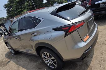 Lexus NX300