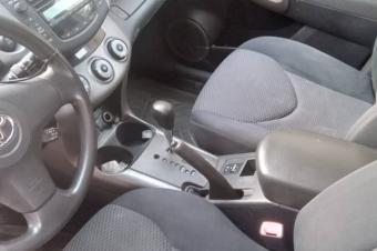 TOYOTA RAV4 VERSION CANADIENNE A VENDRE 