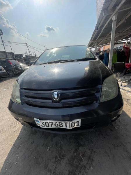 TOYOTA IST A VENDRE 