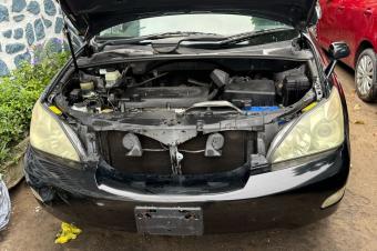 TOYOTA HARRIER SANS PLAQUE A VENDRE 