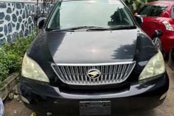 TOYOTA HARRIER SANS PLAQUE A VENDRE 