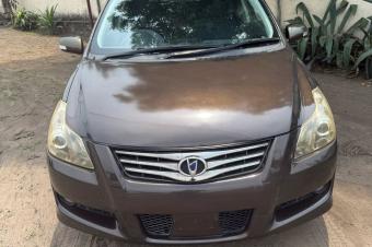 TOYOTA BLADE A VENDRE A KINSHASA 