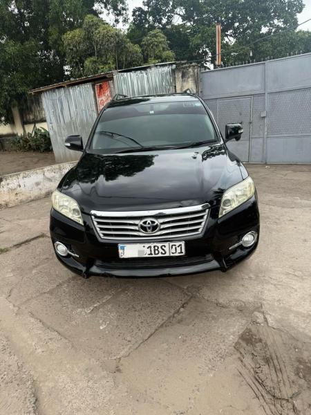 TOYOTA VANGUARD A VENDRE A KINSHASA 