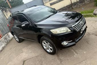TOYOTA VANGUARD A VENDRE A KINSHASA 