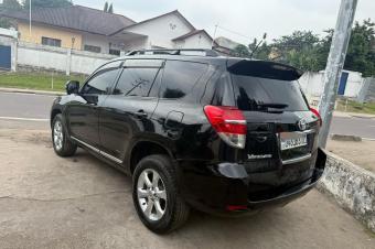 TOYOTA VANGUARD A VENDRE A KINSHASA 
