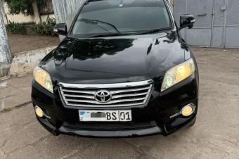 TOYOTA VANGUARD A VENDRE A KINSHASA 