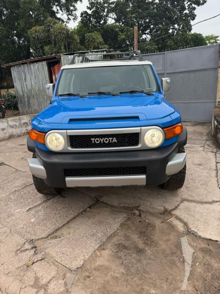 TOYOTA FJ CRUISER A VENDRE A KINSHASA 