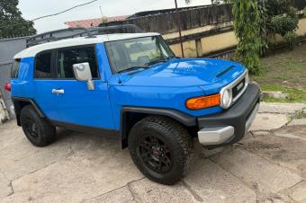 TOYOTA FJ CRUISER A VENDRE A KINSHASA 