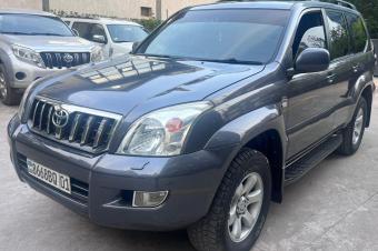 Toyota prado gx  Anne 2008  diesel  automatique  4cylinder  kilomtrage70400km prix 16500 a discuter offre direct 