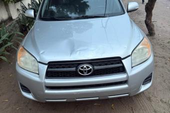 TOYOTA NEW RAV4 A VENDRE A KINSHASA 