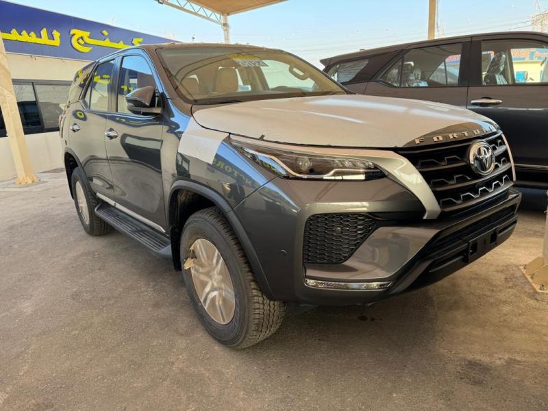 TOYOTA FORTUNER 2024 AUTHENTIQUE A VENDRE 