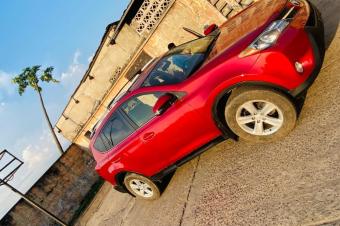 TOYOTA NEW RAV4 A VENDRE A KINSHASA 