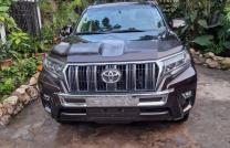 *TOYOTA PRADO TXL SANS PLAQUE, 2021 AUTHENTIQUE* PRIX:55.000$ LISOLO MUKIE KK. *AUTOMATIQUE ESSENCES, KILOMETEAGES TRÈS FAIBLES, CLIMATISATION IMPECCABLES, FULLS OPTIONS TOIT OU mediacongo
