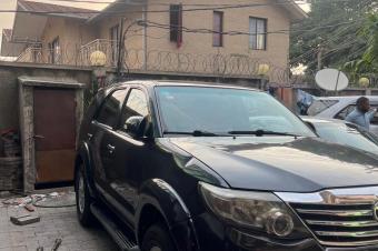Toyota Fortuner 2015 