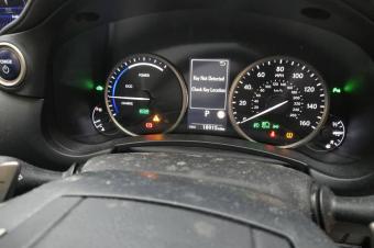 Lexus NX300h 2021