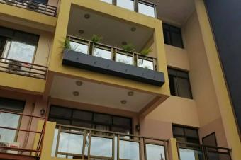 Appartement de 3 ch  louer  kintambo 1350 dollars toutes charges comprises 