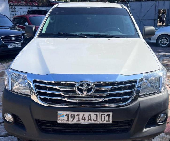 HILUX 2012 A VENDRE A KINSHASA 