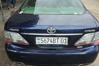Toyota crown nouveau 