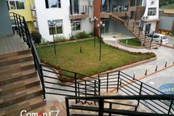 Immeuble en VENTE nouvellement construit avec 10 appartements trs luxueux dans la commune de Ngaliema Macampagne   Rf htel safribat    Dimensions 34M 40M