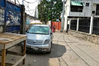Vente parcelle  Compagnie de 2 portes de locataires  Limete premire rue funa forgeron 